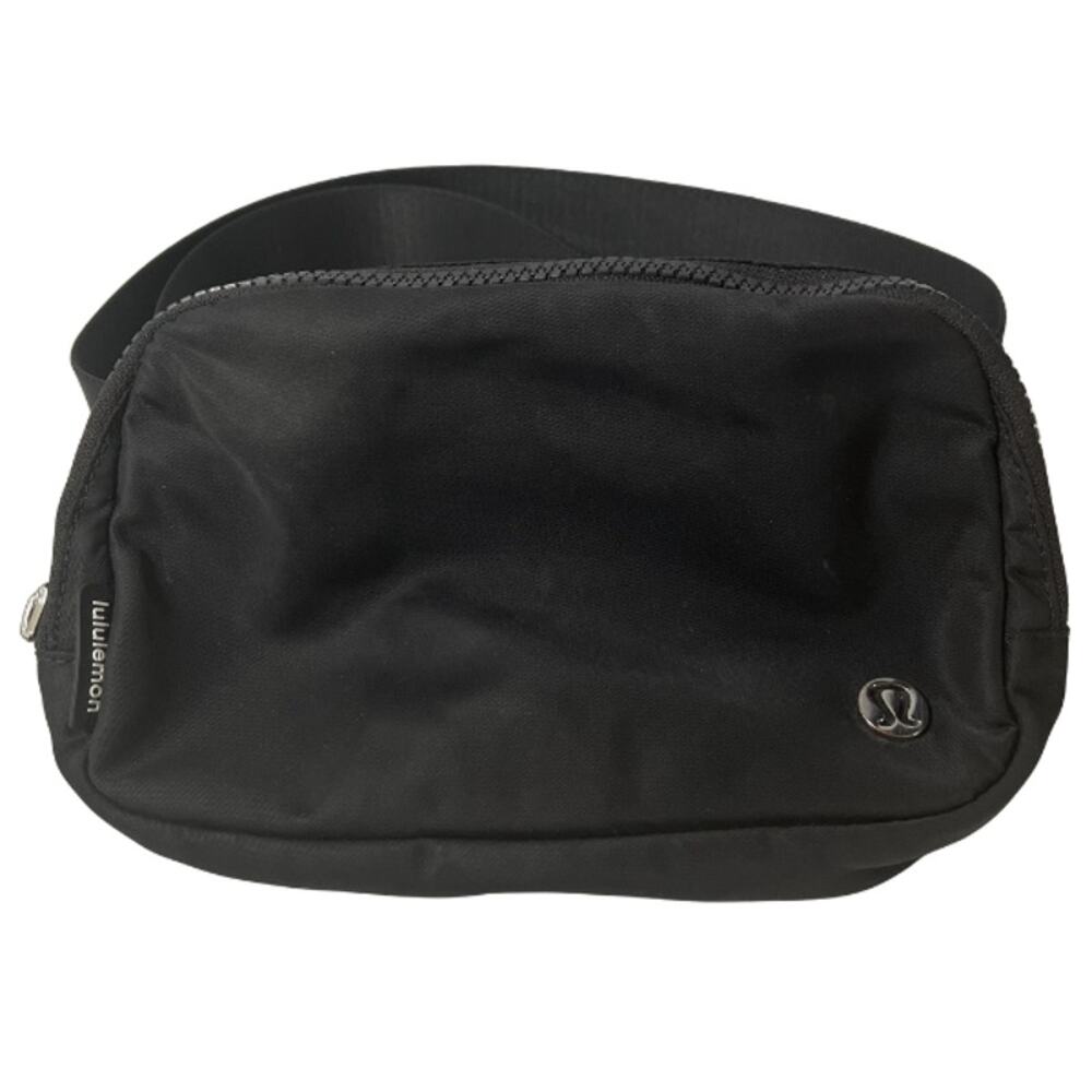 Lululemon Black Adjustable Belt Bag Zip Pouch Crossbody Fanny Pack